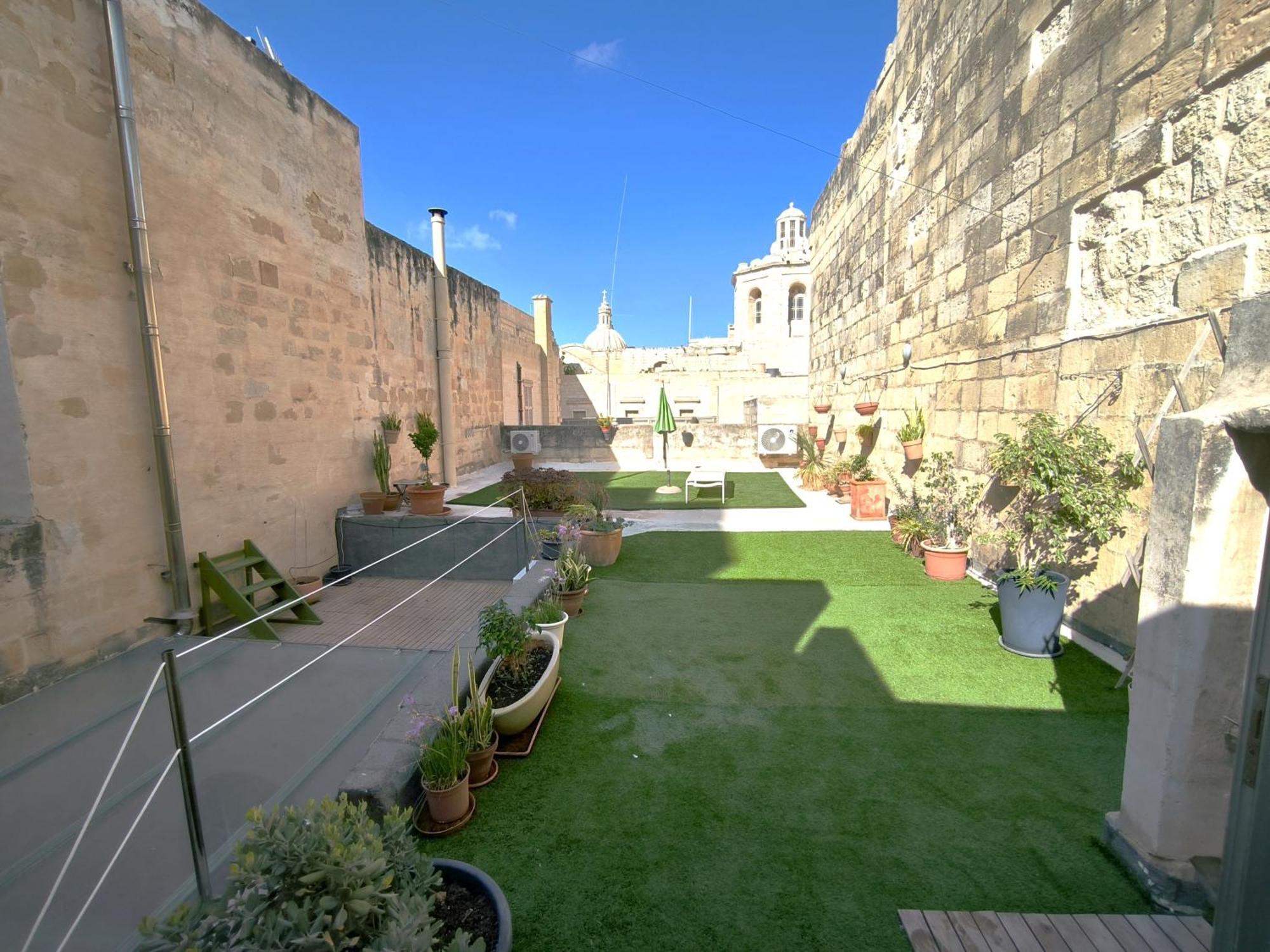 Stunning Valletta 3 Bedroom Town House Екстер'єр фото